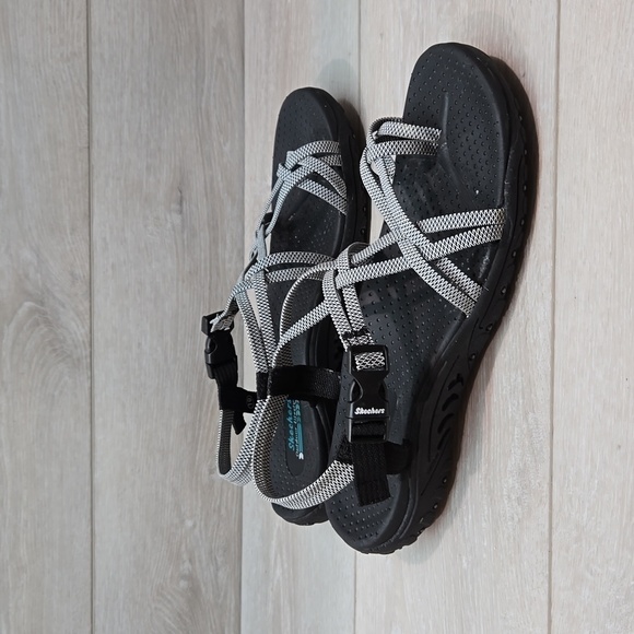 Skechers Women Reggae Outdoor Hiking Loop Toe Sandals shoes sz 10 - Picture 2 of 10